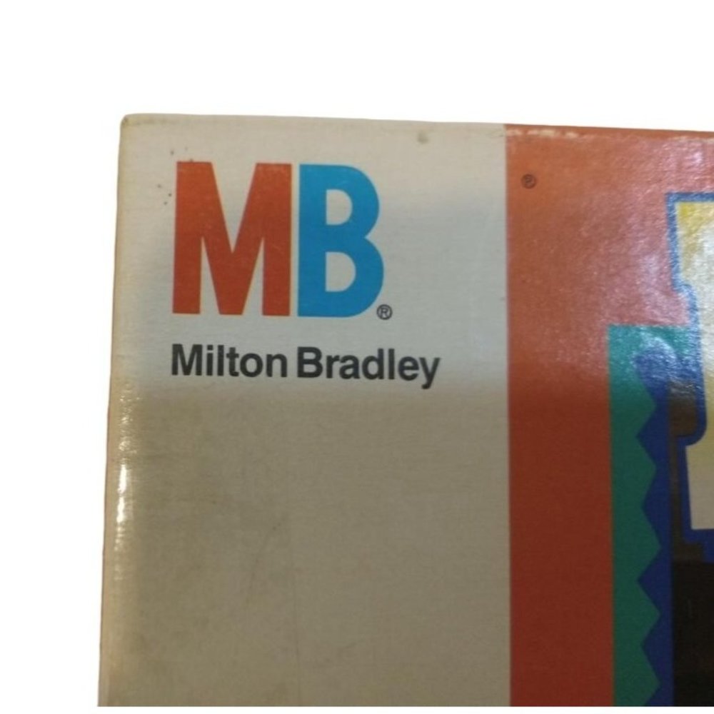 Milton Bradley Board Game Hangman 1988 Word Guessing Game 4623 Complete Vintage - Picture 7 of 10